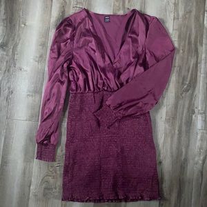 M size 6 Shein. Never worn. Brand new. Plum color. Silk top. Stretchy skirt.